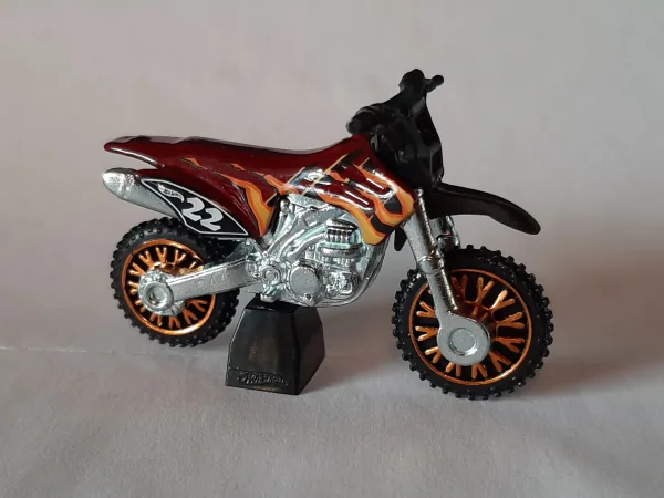 HW450F 2022 Hot Wheels (Baja Blazers)