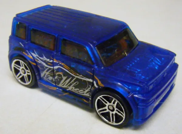 Scion xB 2008 Hot Wheels (Mystery Cars)