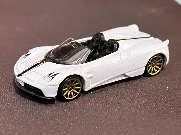 '17 Pagani Huayra Roadster