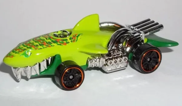 Sharkruiser 2015 Hot Wheels (Street Beasts)