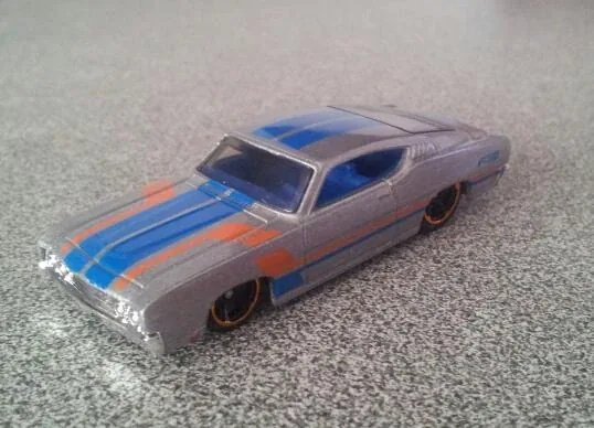 '69 Ford Torino Talladega | (2nd Color) 2014 Hot Wheels (Muscle Mania)