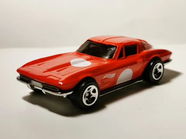 '64 Corvette Sting Ray 2021 Hot Wheels