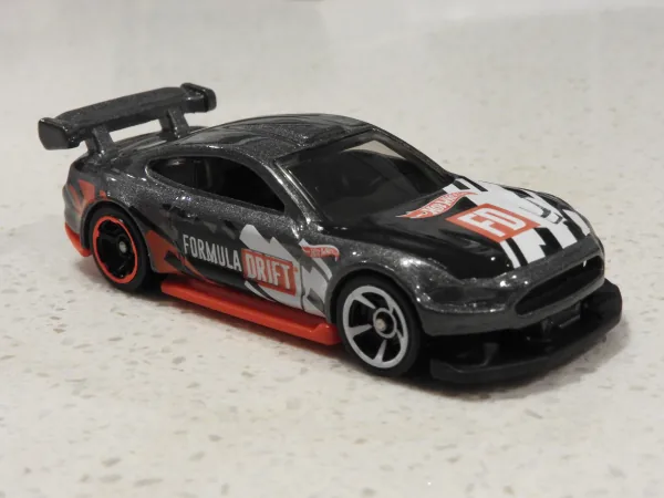 Custom '18 Ford Mustang GT