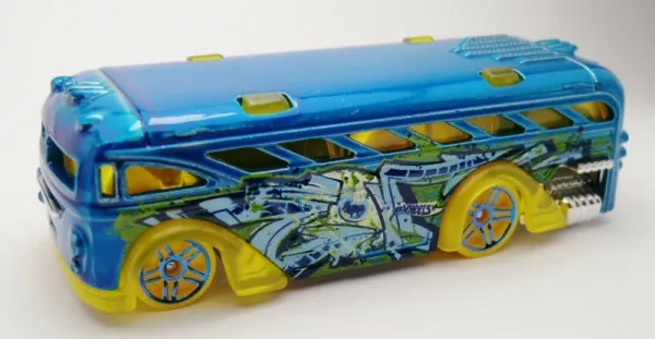 Surfin' School Bus