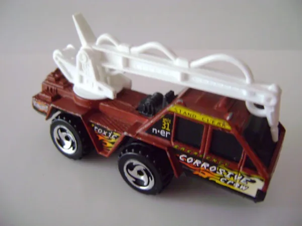 Flame Stopper 2001 Hot Wheels (2001 Hot Wheels)