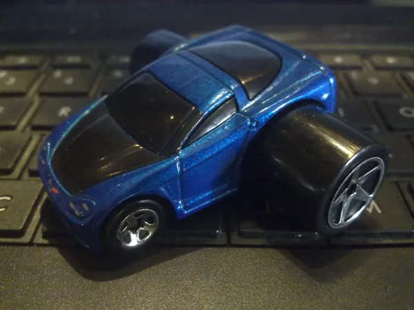 Fatbax 2005 Corvette 2004 Hot Wheels (2004 First Editions)