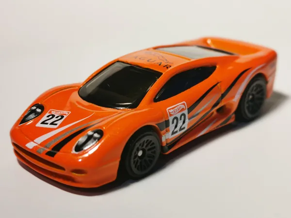 Jaguar XJ220 2019 Hot Wheels (HW Exotics)