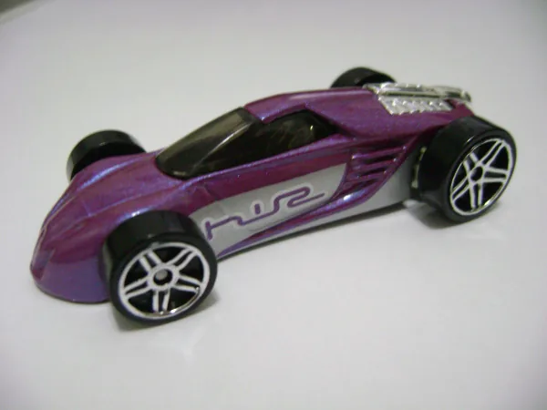 Itso-Skeenie 2006 Hot Wheels (2006 Open Stock)