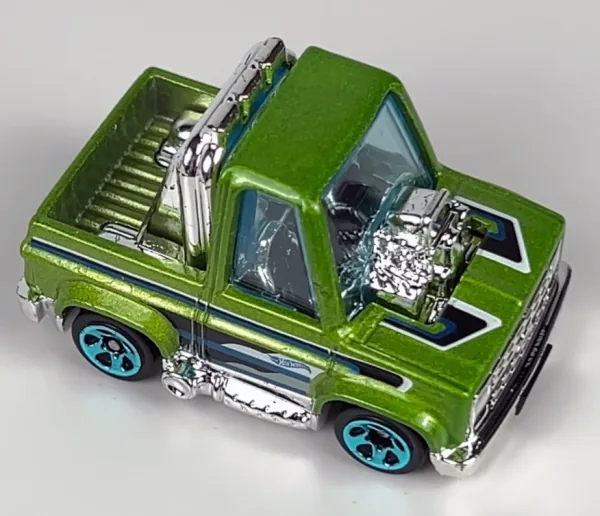 Toon'd '83 Chevy Silverado 2023 Hot Wheels (HW Hot Trucks)