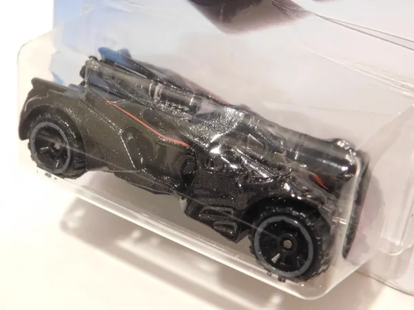Batman: Arkham Knight Batmobile 2018 Hot Wheels (Batman)