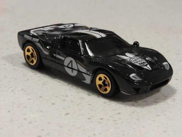 Ford GT-40 | (3rd Color) 2021 Hot Wheels (Then and Now)