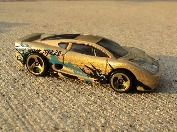 Jaguar XJ220 1999 Hot Wheels (1999 Hot Wheels)