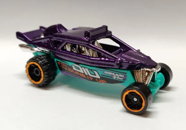 Dune It Up 2020 Hot Wheels (Baja Blazers)