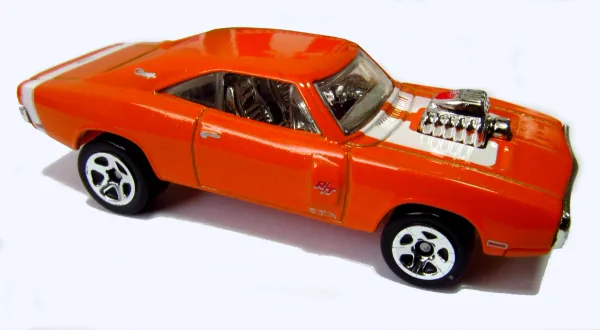 '70 Dodge Charger R/T | (2nd Color) 2011 Hot Wheels (2011 New Models)