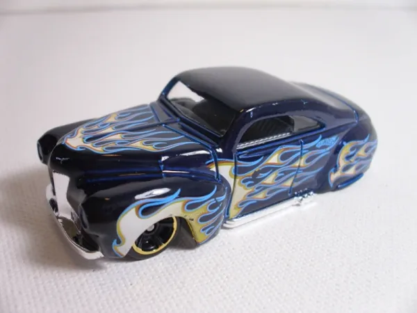 Tail Dragger | (3rd Color) 2011 Hot Wheels (Heat Fleet)