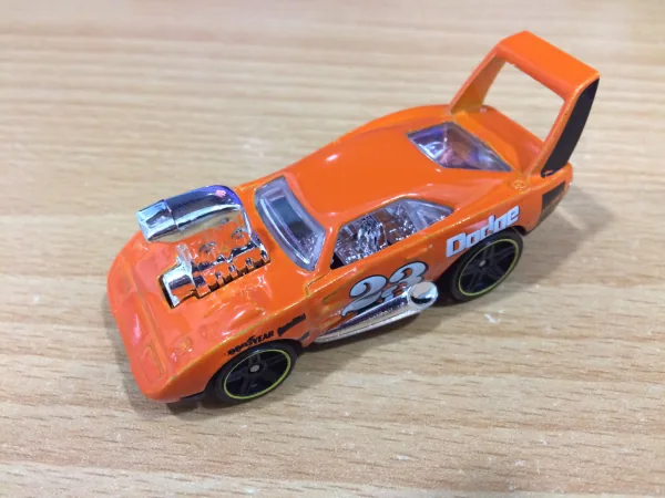 Dodge Charger Daytona 2017 Hot Wheels (Tooned)