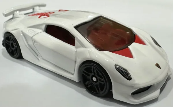 Lamborghini Sesto Elemento 2024 Hot Wheels (HW Exotics)
