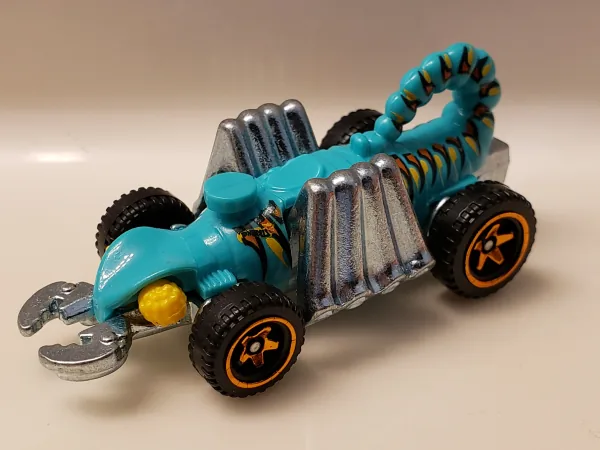 Eevil Weevil | (2nd Color) 2019 Hot Wheels (Street Beasts)