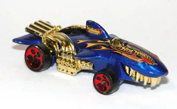 Sharkruiser 2004 Hot Wheels (Track Aces)