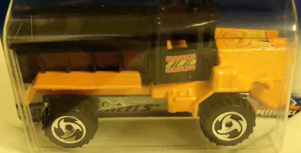Oshkosh Snowplow 2000 Hot Wheels (2000 Hot Wheels)
