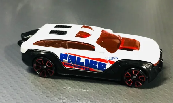 HW Pursuit | (2nd Color) 2019 Hot Wheels (HW Rescue)