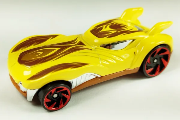 Howlin' Heat | (2nd Color) 2017 Hot Wheels (Street Beasts)
