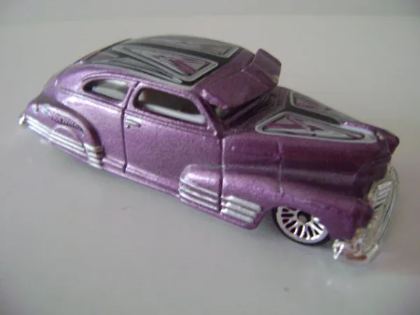 Chevy Fleetline 1947 2004 Hot Wheels (2004 First Editions)