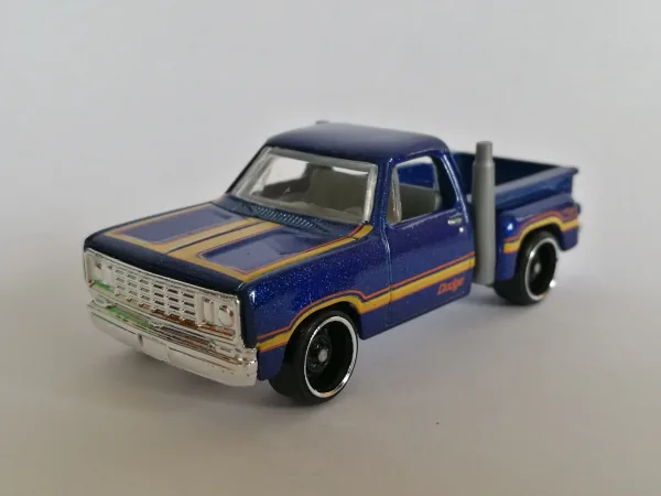 1978 Dodge Li'l Red Express Truck 2019 Hot Wheels (HW Hot Trucks)