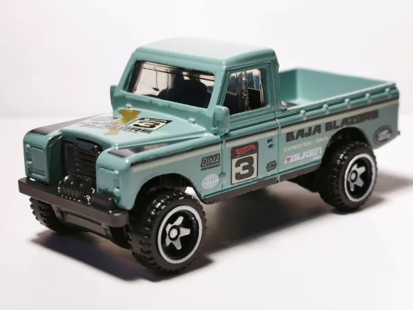 Land Rover Series III Pickup 2020 Hot Wheels (Baja Blazers)
