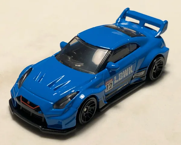 LB-Silhouette WORKS GT Nissan 35GT-RR VER.2