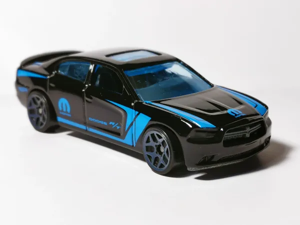 '11 Dodge Charger R/T | (2nd Color) 2019 Hot Wheels (Muscle Mania)