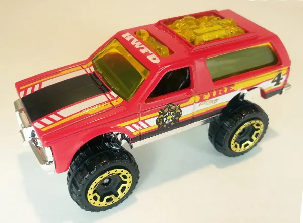 Chevy Blazer 4x4 | (2nd Color) 2016 Hot Wheels (HW Rescue)