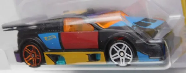 Amazoom | (2nd Color) 2017 Hot Wheels (HW Art Cars)