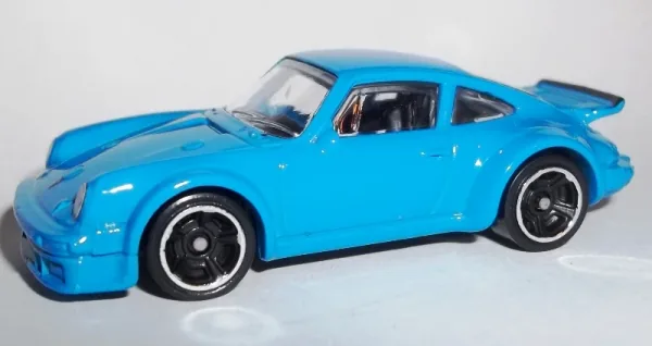 Porsche 934 Turbo RSR | (2nd Color) 2015 Hot Wheels (HW Garage)