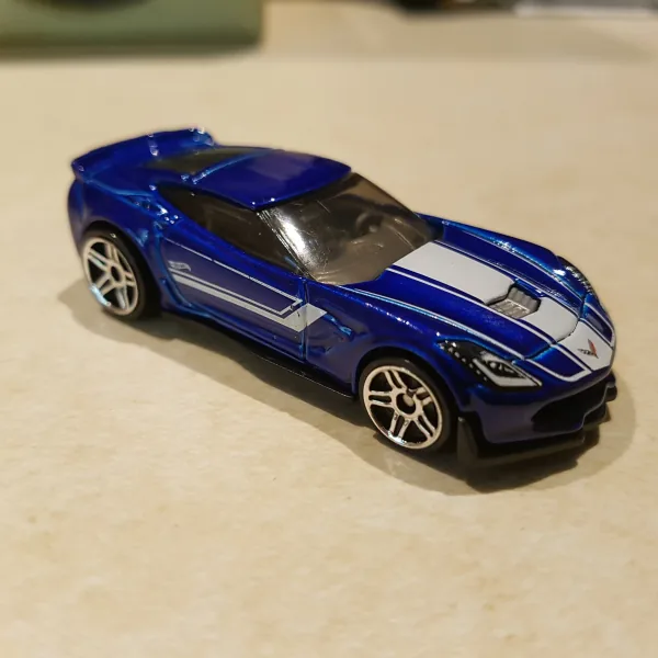 Corvette C7 Z06 | (3rd Color) 2018 Hot Wheels (Then and Now)