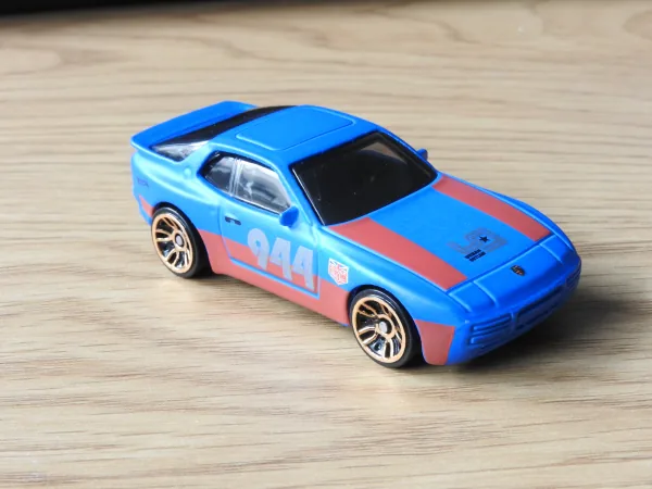 '89 Porsche 944 Turbo | (2nd Color)