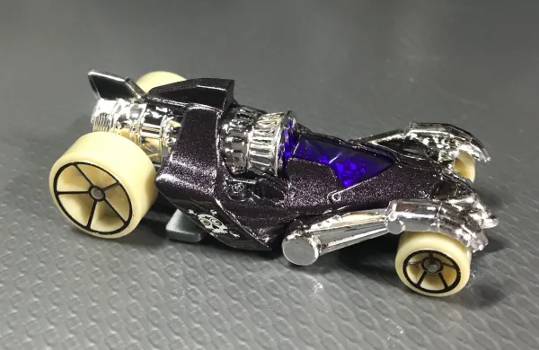 Tur-Bone Charged 2020 Hot Wheels (Street Beasts)