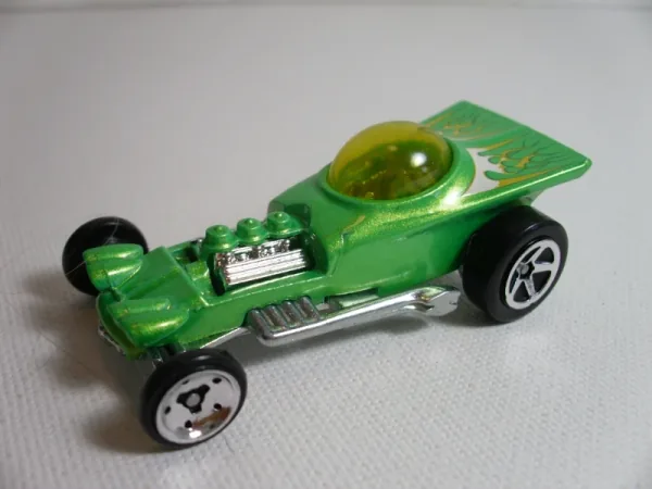 Astro Funk | (2nd Color) 2011 Hot Wheels (2011 New Models)