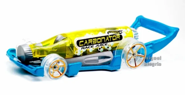 Carbonator