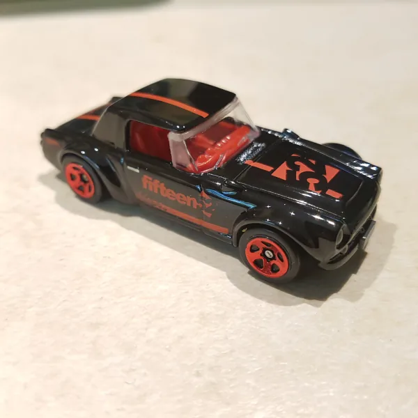 Fairlady 2000 | (3rd Color) 2018 Hot Wheels (HW Speed Graphics)