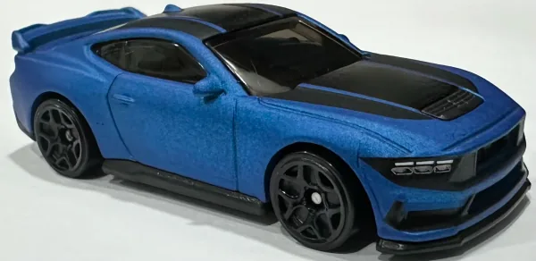 Ford Mustang Dark Horse