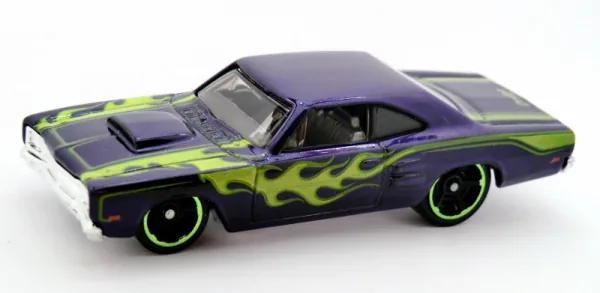 '69 Dodge Coronet Superbee | (2nd Color) 2014 Hot Wheels (Heat Fleet)