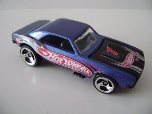 '67 Camaro 2002 Hot Wheels (2002 Hot Wheels)