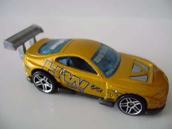 Super Tsunami 2002 Hot Wheels (2002 First Editions)