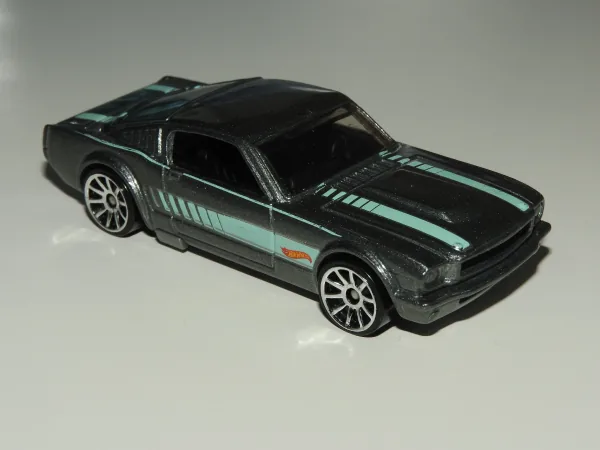 '65 Mustang 2+2 Fastback | (2nd Color) 2015 Hot Wheels (Then and Now)