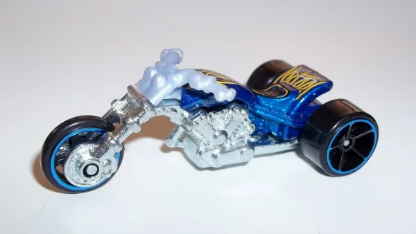 Blastous Moto 2019 Hot Wheels (HW Moto)
