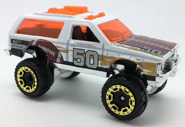 Chevy Blazer 4x4 | (2nd Color)