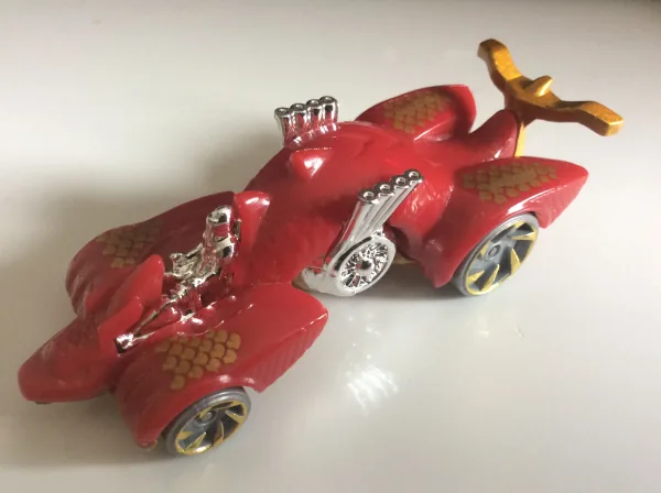 Knight Draggin' 2020 Hot Wheels (Street Beasts)