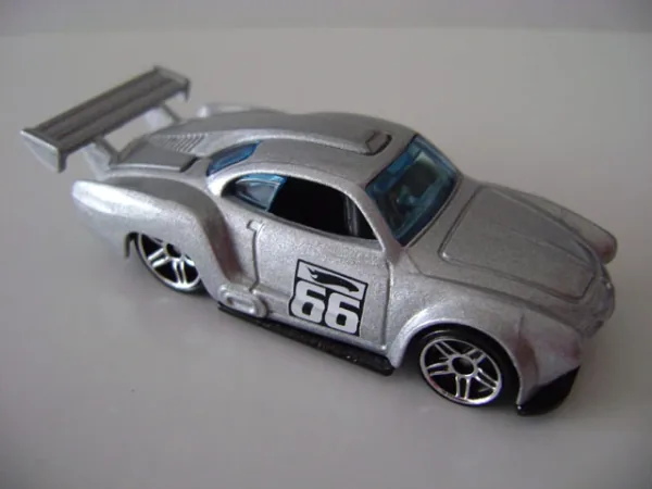 Volkswagen Karmann Ghia 2006 Hot Wheels (2006 First Editions)
