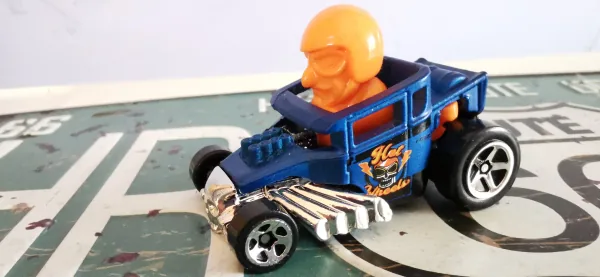 Skull Shaker | (2nd Color) 2020 Hot Wheels (Tooned)